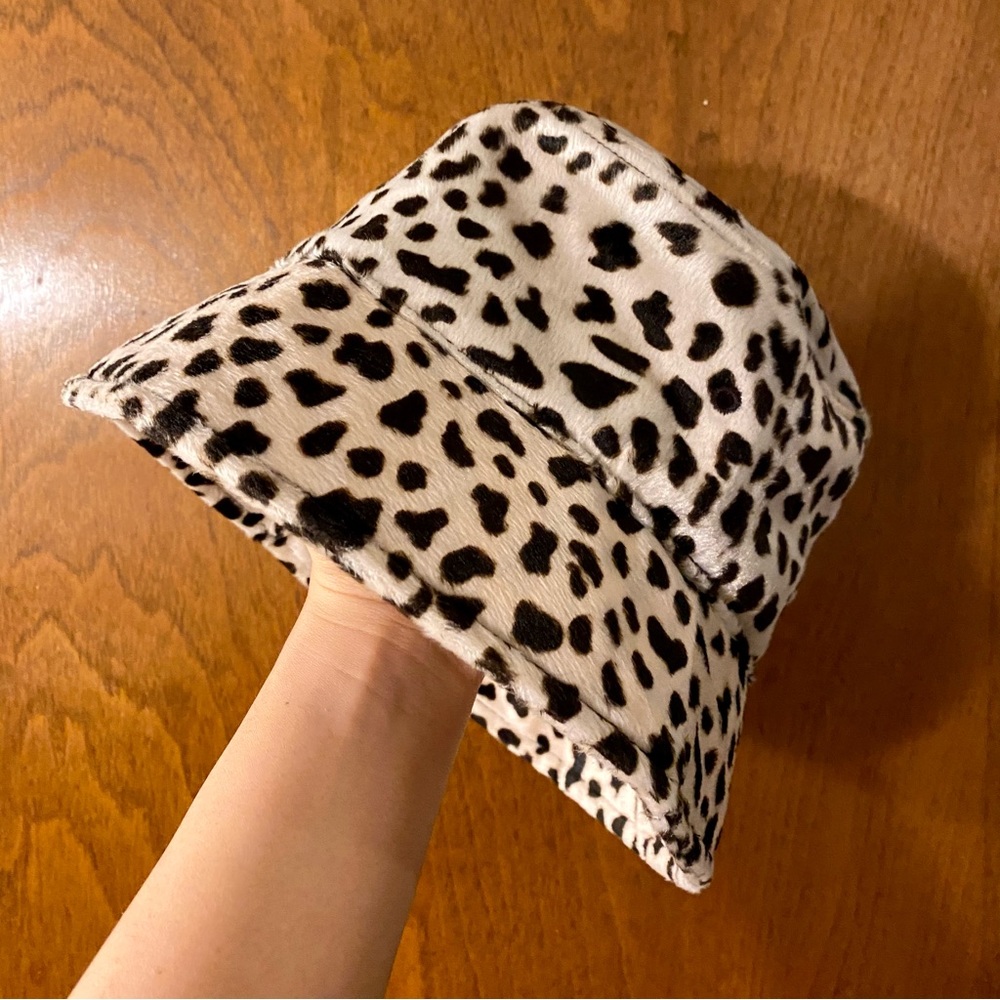 Stylenanda Leopard Prints Bucket Hat Korean street fashion